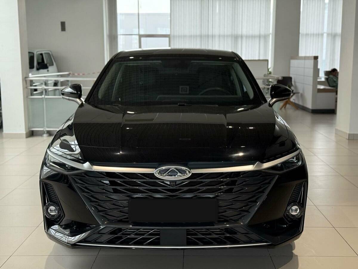 Chery Arrizo 8