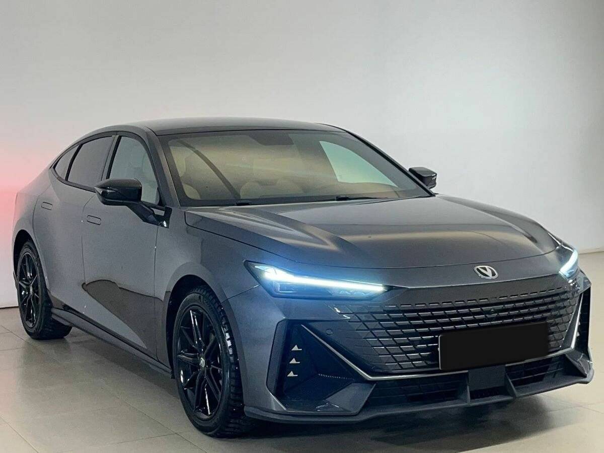 Changan UNI-V